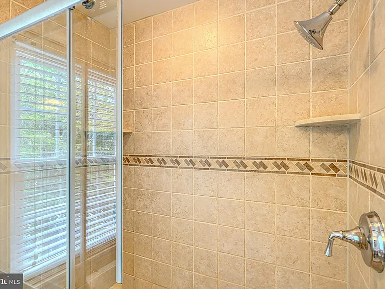 372 Old Trail Rd — Photo 28