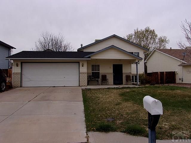 1st image of 17 Borman Ct