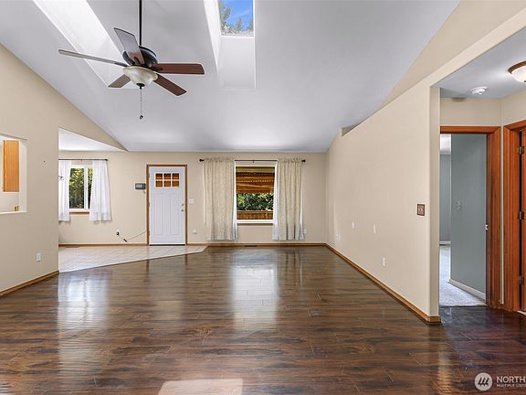 5th image of 2191 Jones Circle