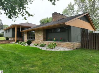 1007 Watson Rd, Mount Pleasant, MI 48858