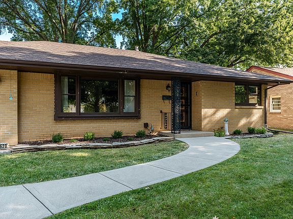 4th image of 4620 Longmeadow Ln