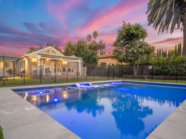 5659 Corbin Ave, Tarzana, CA 91356
