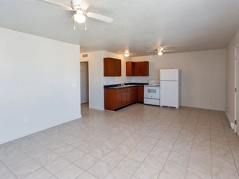 501 Plaza Heights Rd #12 — Photo 5