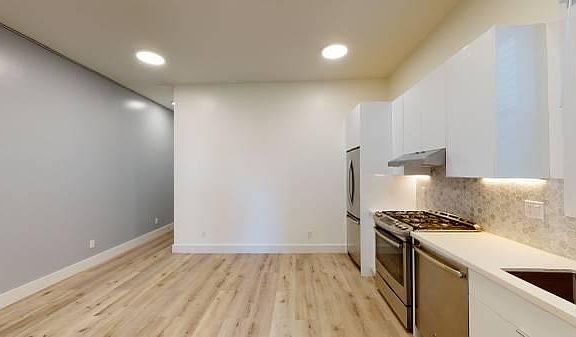 4th image of 755 6th Ave #759-6