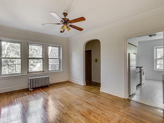 5th image of 7108 N Washtenaw Ave APT 3