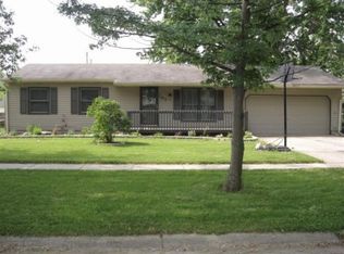 765 Cheyenne St, Lowell, IN 46356