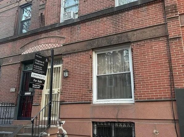 857 N 25th St, Philadelphia, PA 19130