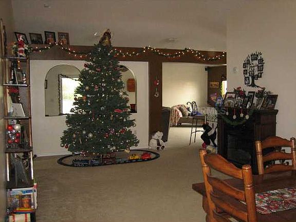 3rd image of 2985 Elbib Dr
