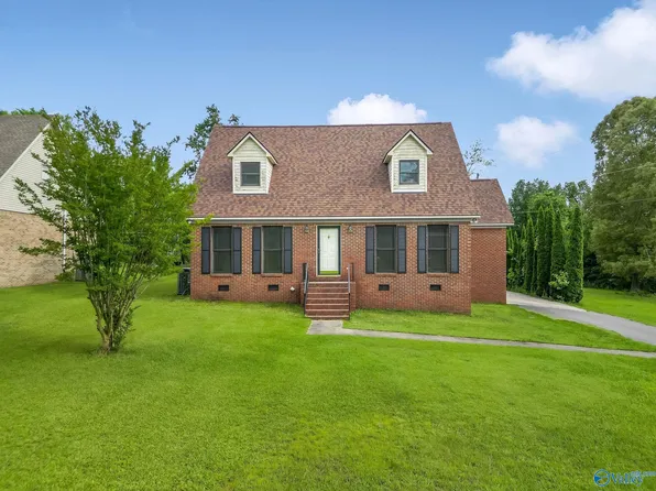 1222 Lane Rd NW, Hartselle, AL 35640