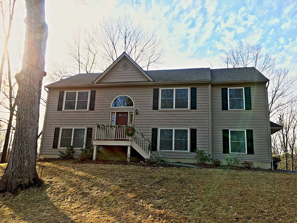 1st image of 16 Sherwood Ln