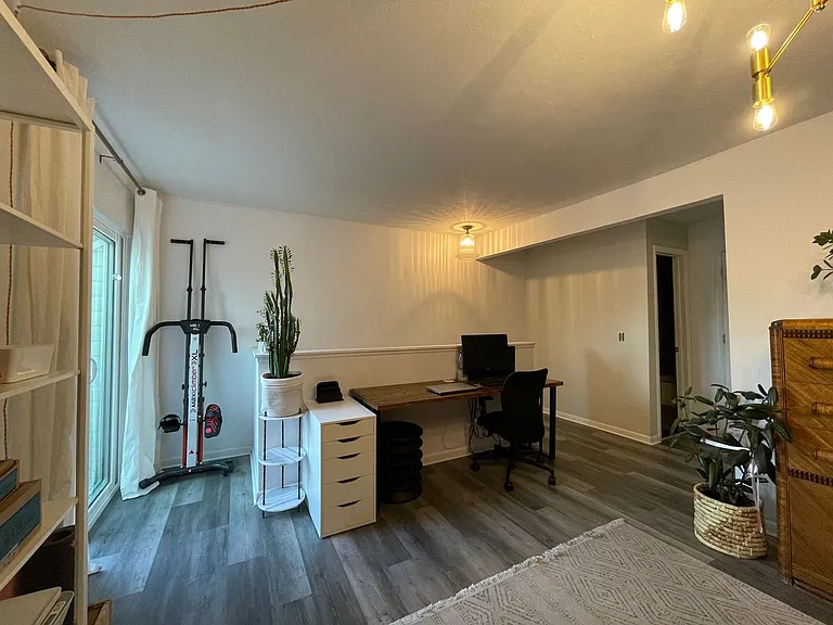 2479 S Xanadu Way #B — Photo 18