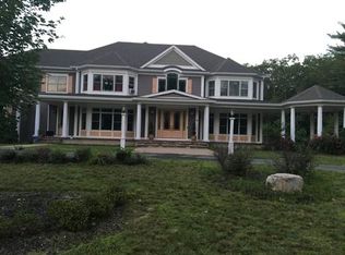 16 Analore Cir, Norfolk, MA 02056