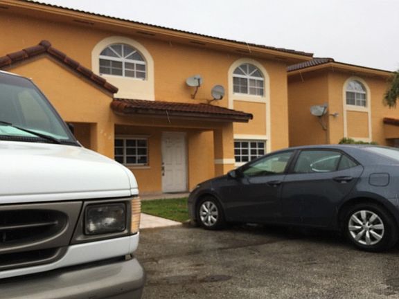 3rd image of 3550 W 80th St Unit 102