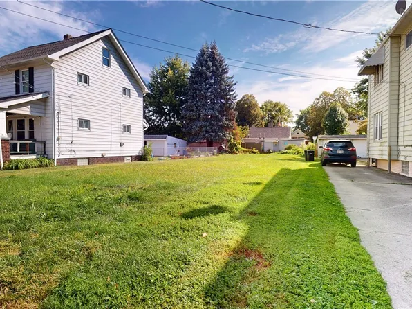 4475 W 12th St, Cleveland, OH 44109