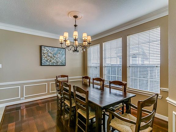 5th image of 5903 Bayberry Way
