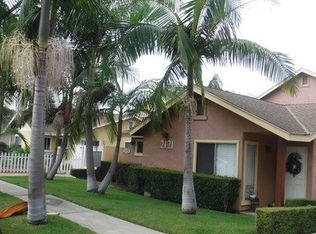 2121 Florida St, Huntington Beach, CA 92648