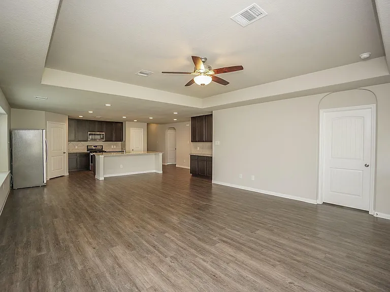 3331 Rosselli Brush Dr — Photo 8