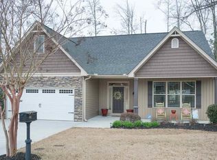 200 Lost Tree Ln, Simpsonville, SC 29681