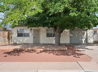 236 W Espejo St NE, Albuquerque, NM 87123