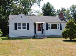 11 Valley Brook Rd, Rocky Hill, CT 06067