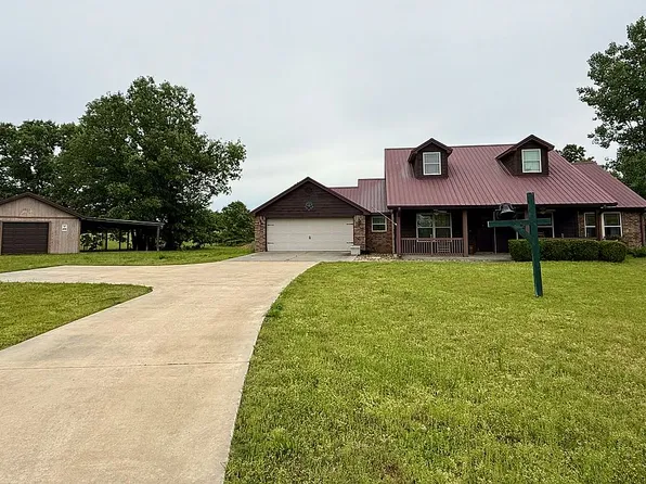 105347 S 4757th Rd, Muldrow, OK 74948