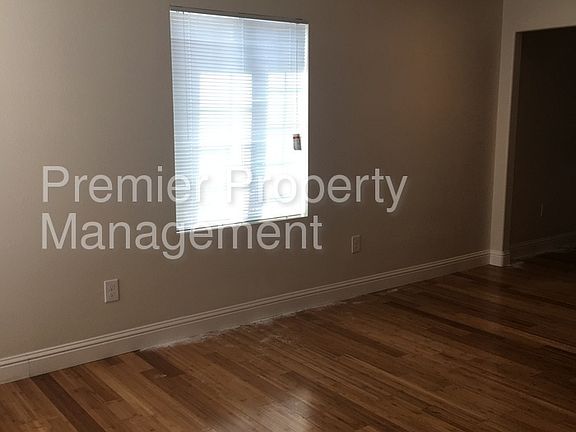 3rd image of 423 S 23rd St