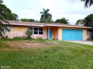5048 Garfield Rd, Delray Beach, FL 33484