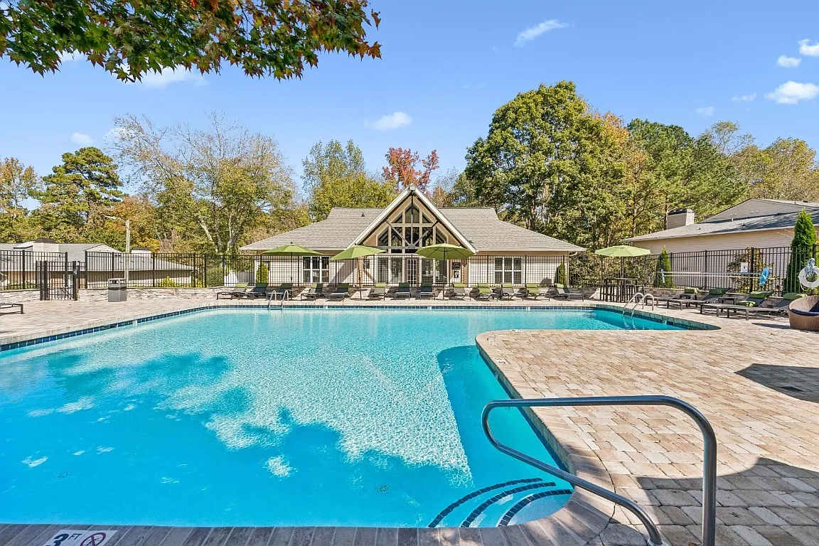 Park Ridge Estates — Photo 1