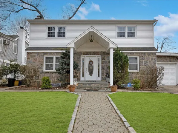34 Oak Drive, New Hyde Park, NY 11040