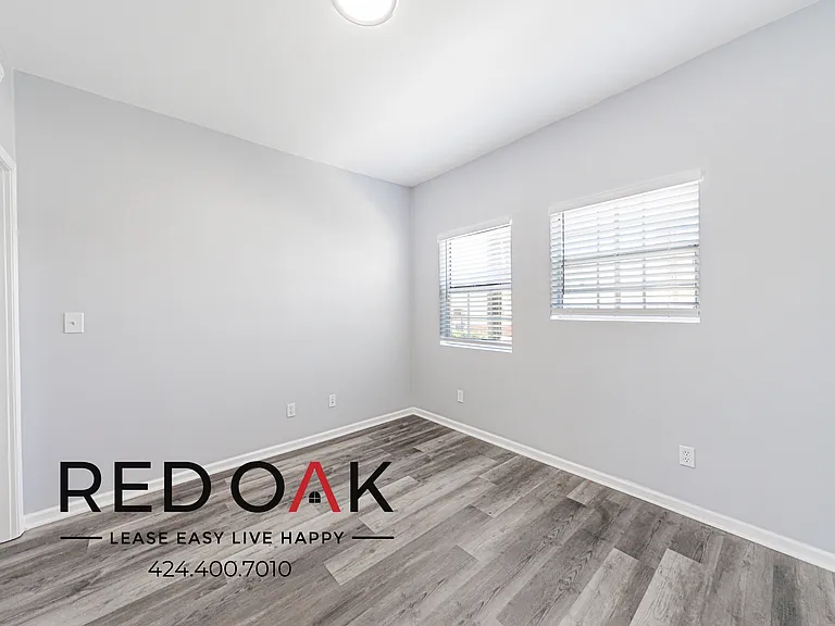 1032-1036 S Normandie Ave #1032-101 — Photo 10