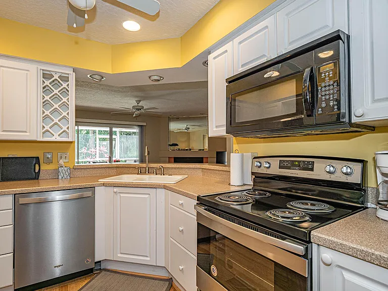 1506 Coral Oak Ln #1303 — Photo 11