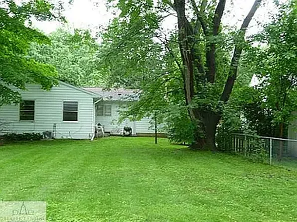 1227 Lilac Ave, East Lansing, MI 48823
