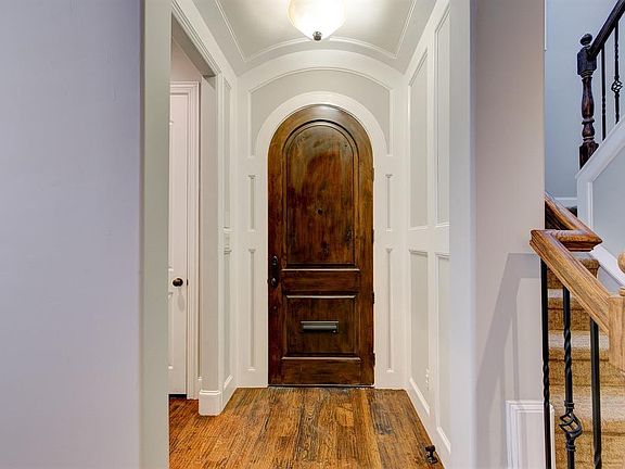 5th image of 3403 Hamilton Ave