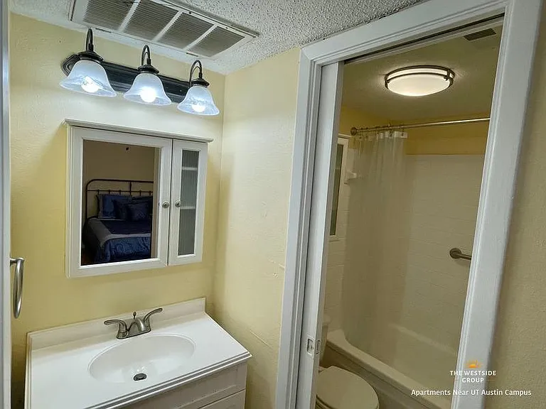 Bathtub