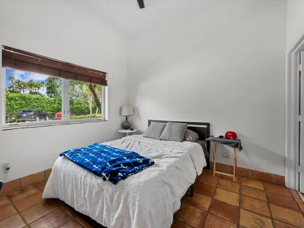 2440 Appaloosa Trail, Wellington, FL 33414