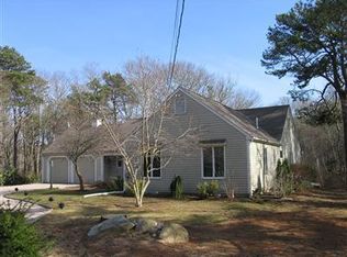 41 Old North Rd, Pocasset, MA 02559