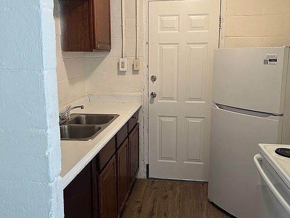 4th image of 501 Highland Ave