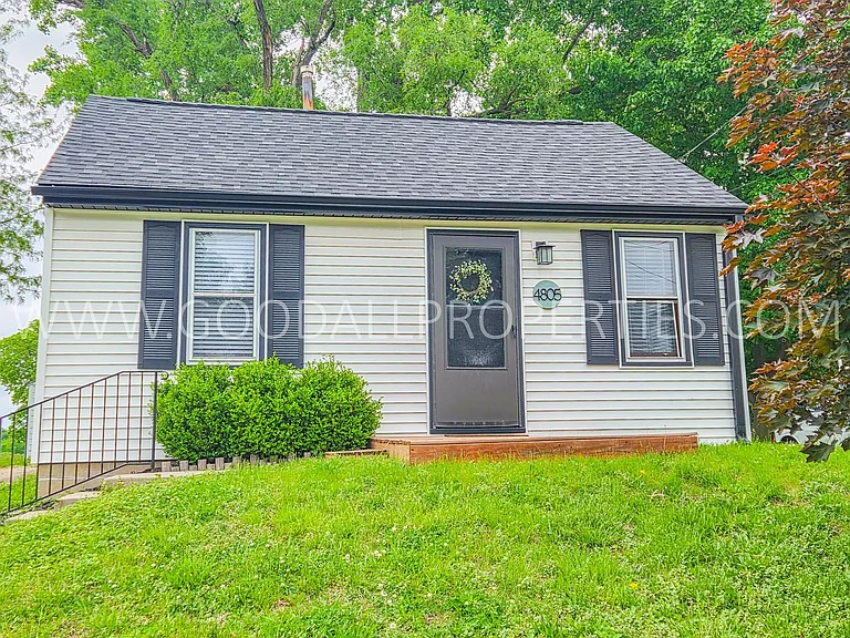 4805 S Union St — Photo 12