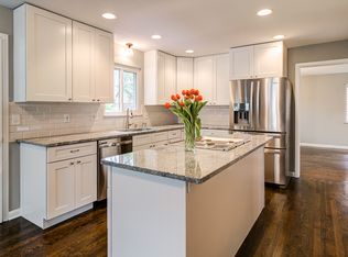 1762 Wyandotte Rd, Upper Arlington, OH 43212