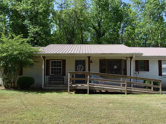 2nd image of 85 Moon Rd