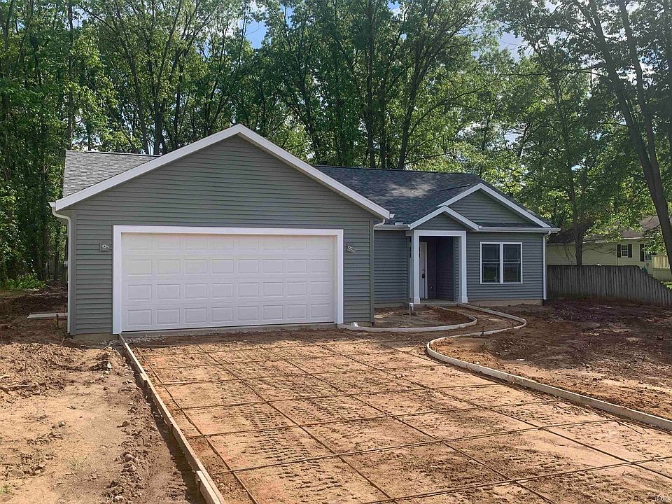 1st image of 29818 Roscommon Dr