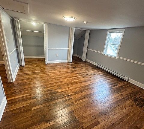3rd image of 17410 Wolford Ave APT 1