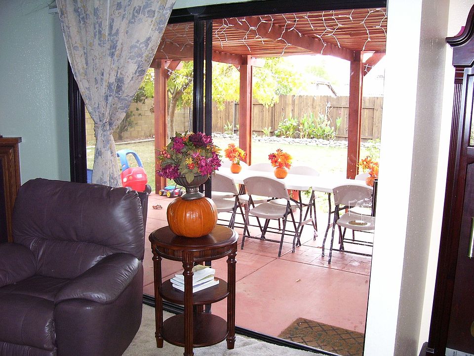 2nd image of 23389 Sonnet Dr