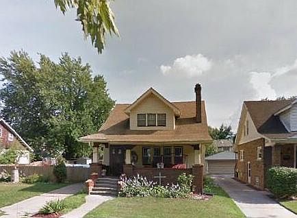 1st image of 329 North Dr