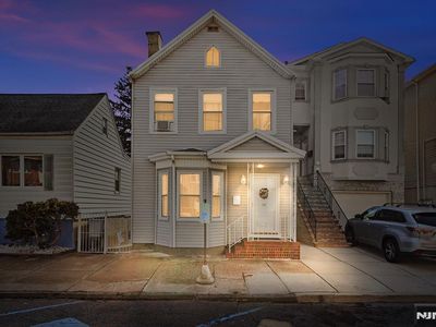 25 Davis St, Harrison, NJ, 07029