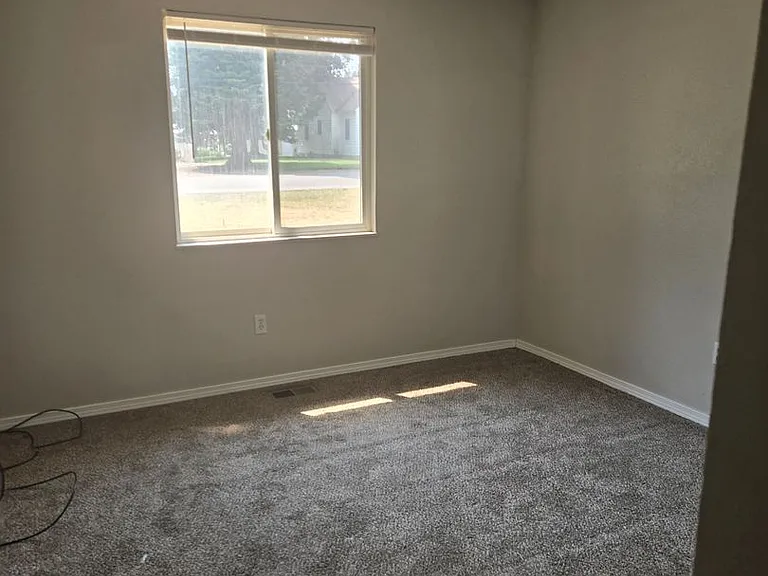 901 & 903 E Timber Lane — Photo 4