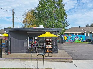 105 N Eastwood St, Houston, TX 77011
