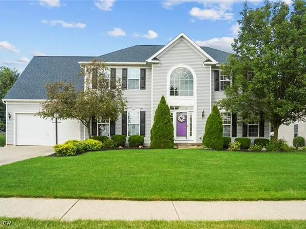 106 Slate Dr, Berea, OH 44017