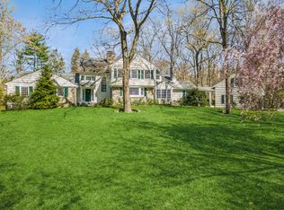 272 W Hills Rd, New Canaan, CT 06840