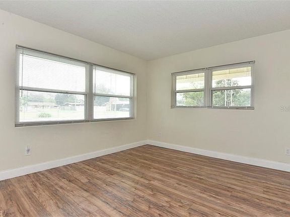 5th image of 528 Morocco Ave